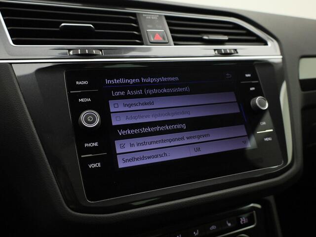 Volkswagen TIGUAN 1.4TSI/150PK 4Motion Highline DSG · Panoramadak · R-line exterieur · Apple/Android Car Play · Navigatie · Stoelverwarming