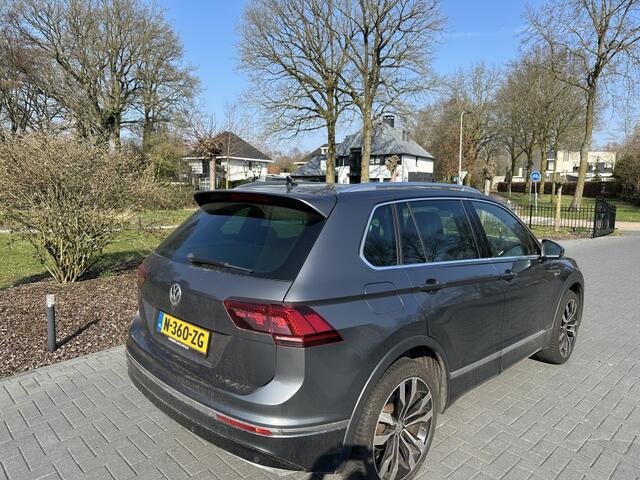 Volkswagen TIGUAN 2.0 TSI 4M. Highline
