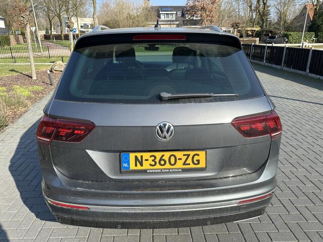 Volkswagen TIGUAN 2.0 TSI 4M. Highline