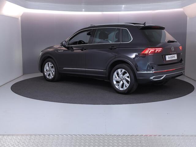 Volkswagen TIGUAN 1.4 TSI eHybrid Elegance 245 PK PHEV | Panorama dak | Matrix koplampen | Parkeercamera | Side assist |