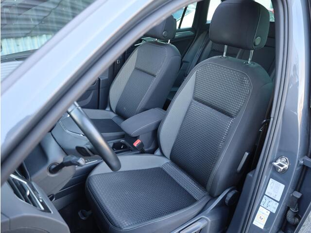 Volkswagen TIGUAN 1.4 TSI eHybrid 245PK | Panodak | Virtual | Head-up | Keyless | Elektrische kofferklep | Trekhaak | Klasse 3 |