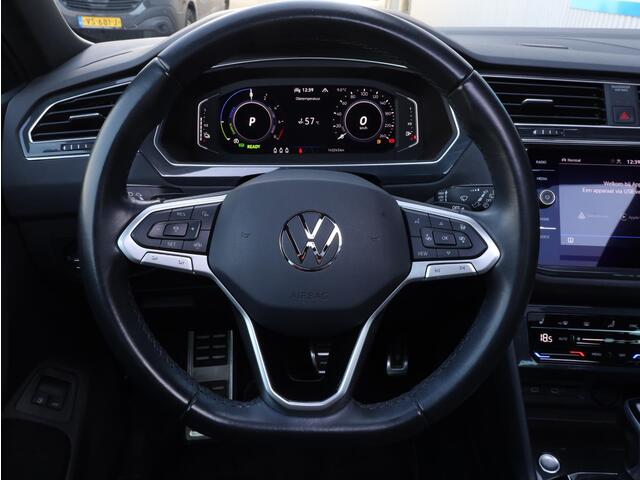 Volkswagen TIGUAN 1.4 TSI eHybrid 245PK | Panodak | Virtual | Head-up | Keyless | Elektrische kofferklep | Trekhaak | Klasse 3 |