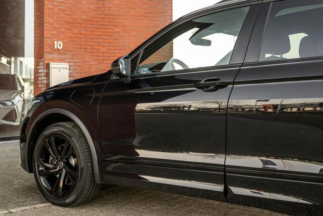 Volkswagen TIGUAN 1.4 TSI eHybrid R-Line Blackstyle 360° DCC Pano