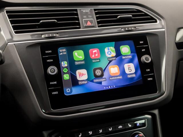 Volkswagen TIGUAN 1.4 TSI Sportline (APPLE CARPLAY, GROOT NAVI, CLIMATE, STOELVERWARMING, ADAPTIVE CRUISE, SPORTSTOELEN, TREKHAAK, PARKEERSENSOREN, NIEUWSTAAT)