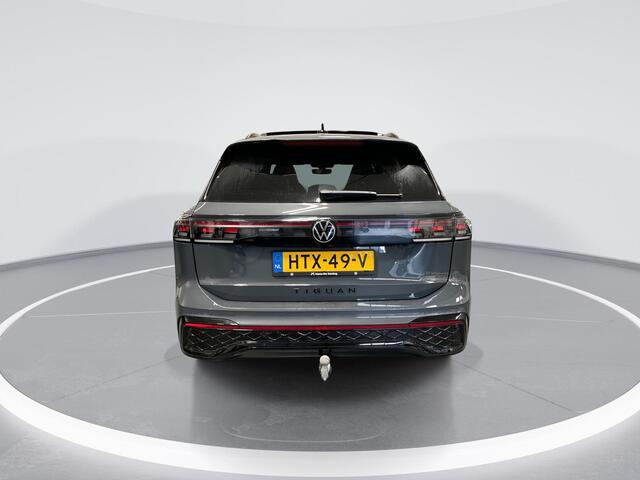 Volkswagen TIGUAN 1.5 eHybrid 204pk DSG R-Line Edition · Panoramadak · 360 Camera · Inklap. Trekhaak · Matrix LED · Side Assist · Stuur- & Stoelverwarming · Garantie t/m 08-07-2029 of 100.000km