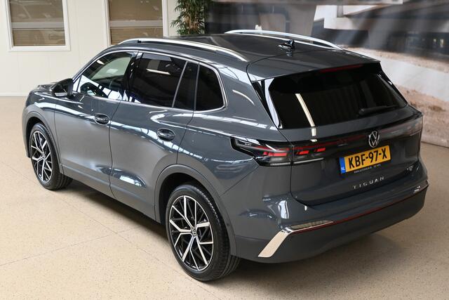 Volkswagen TIGUAN 1.5 eTSI 150pk Elegance | 360° Camera | IQ. Light | Trekhaak | 100% (Dealer) onderhouden label
