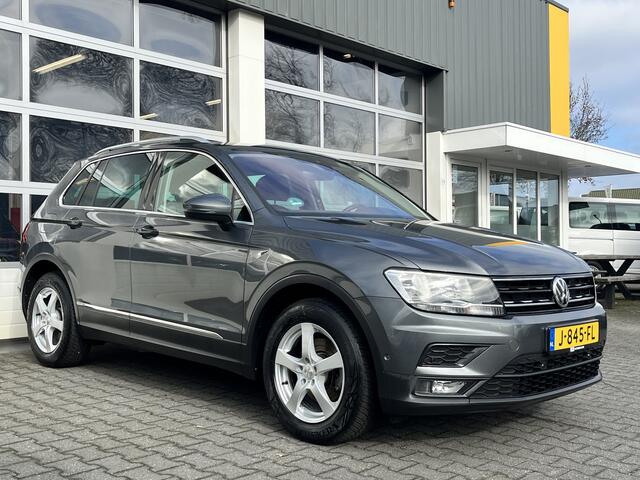 Volkswagen TIGUAN 1.5 TSI 130pk Comfortline Business Airco cruise controle Digitaal display Elektrische achterklep Apple carplay Navigatiesysteem Keyless start Achterruitrij camera Stuurwielbediening