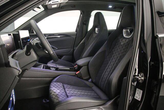 Volkswagen TIGUAN 1.5 eHybrid R-Line Edition 272pk DSG Automaat, Panoramadak, Trekhaak, Adaptive cruise control, Stoelverwarming, Stuurwiel verwarmd, Elektrische achterklep, Parkeersensoren