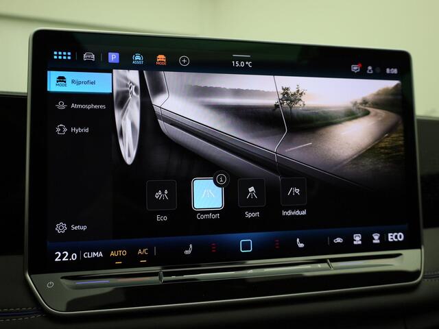 Volkswagen TIGUAN 1.5eHybrid 200kW/272PK R-Line Black Style · Panoramadak · Apple/Android Car Play · 360°Camera + Parkeersensoren · Garantie t/m 04-11-2026