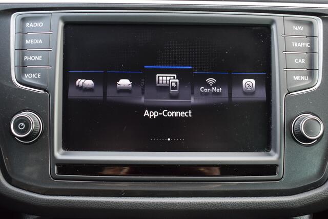 Volkswagen TIGUAN 1.4 TSi 150pk Automaat Highline R-Line Adap. LED | Virtual | Zwart Leder | Keyless | Trekhaak | Full Map Navi