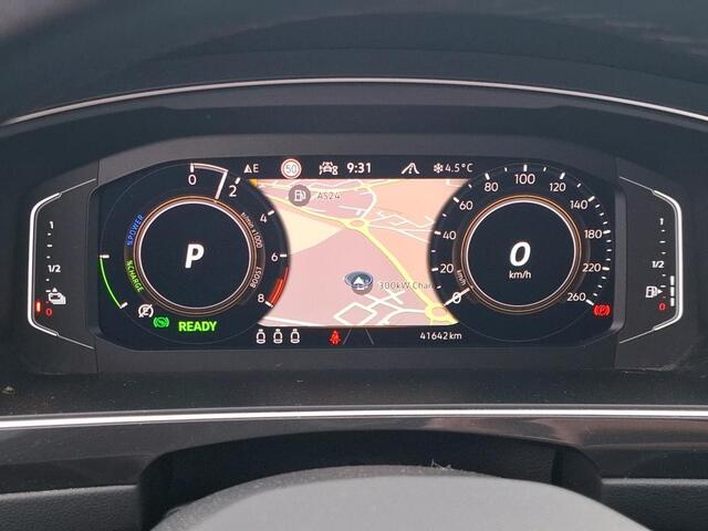 Volkswagen TIGUAN 1.4 TSI eHybrid R-Line Business - Pano - Leder - Trekhaak - DCC