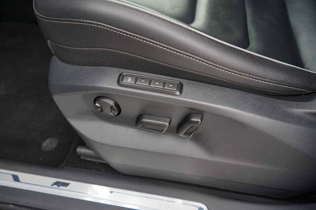 Volkswagen TIGUAN 3X R-LINE 1.5 TSI DSG Black-Line/Pano/360/Memory/Trkhk/Virtual