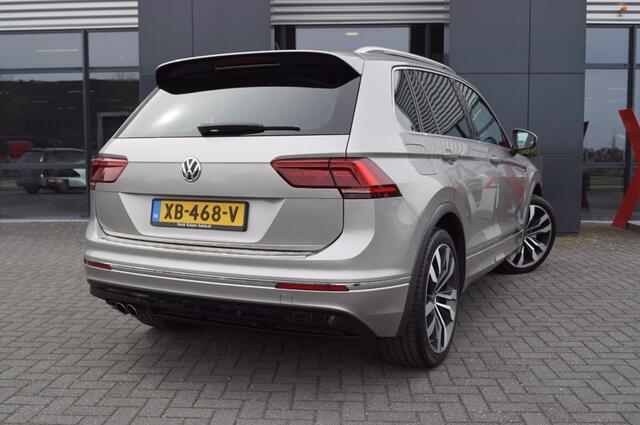 Volkswagen TIGUAN 2.0 TSI DSG 4Motion R-Line 180pk/ Panodak / Navi/ Dynaudio/20 Inch LM /Virtual cockpit
