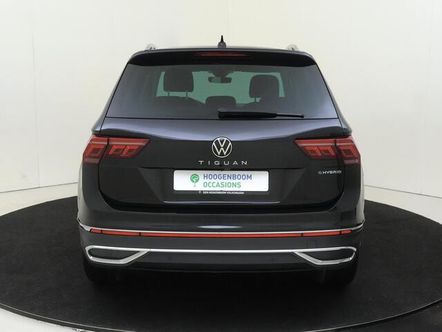Volkswagen TIGUAN 1.4 TSI eHybrid Elegance | SoH 87% | Panoramadak | Parkeerassistent | Keyless | LED matrix verlichting | Navigatie | Achteruitrijcamera | Adpatieve cruise control | 3-zone airco |