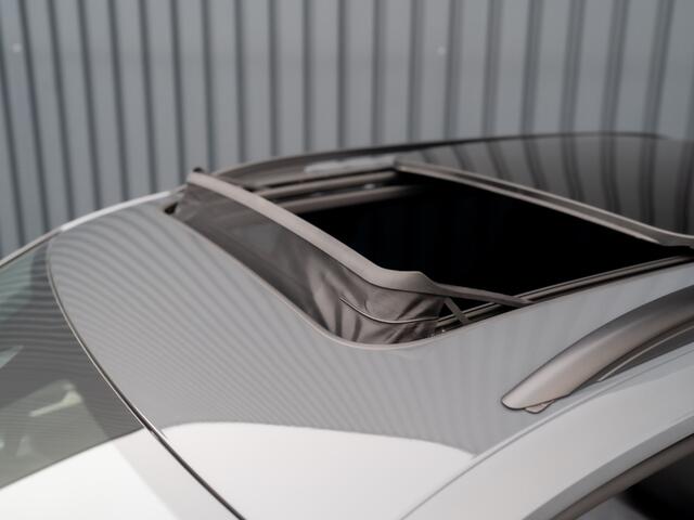 Volkswagen TIGUAN 1.5 TSI R-Line Business | Black Style | Panodak | Elk. A-klep | IQ Light | Prijs Rijklaar!!