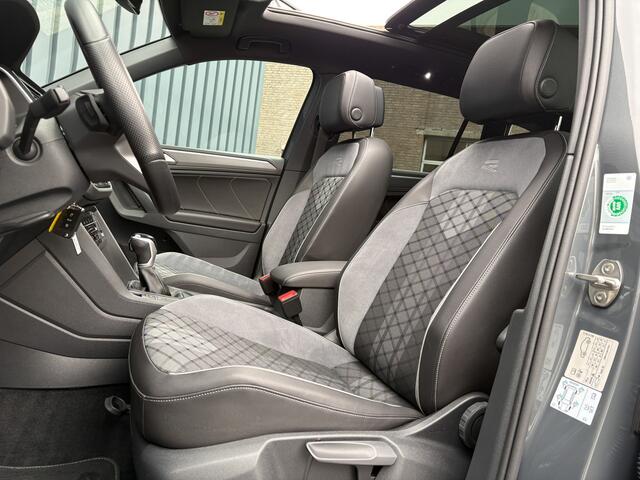 Volkswagen TIGUAN 1.5 TSI R-Line Business | Black Style | Panodak | Elk. A-klep | IQ Light | Prijs Rijklaar!!