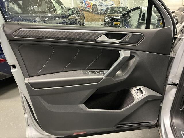 Volkswagen TIGUAN 1.4 TSI 245pk DSG eHybrid R-Line Business+ · Camera · Matrix LED · Side Assist · Parkeer Assistent · Keyless · Apple/Android Car Play ·