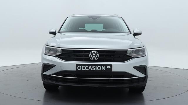 Volkswagen TIGUAN 1.5 TSI 150pk Life Business DSG / Navigatie / Stoelverwarming / Camera / Trekhaak