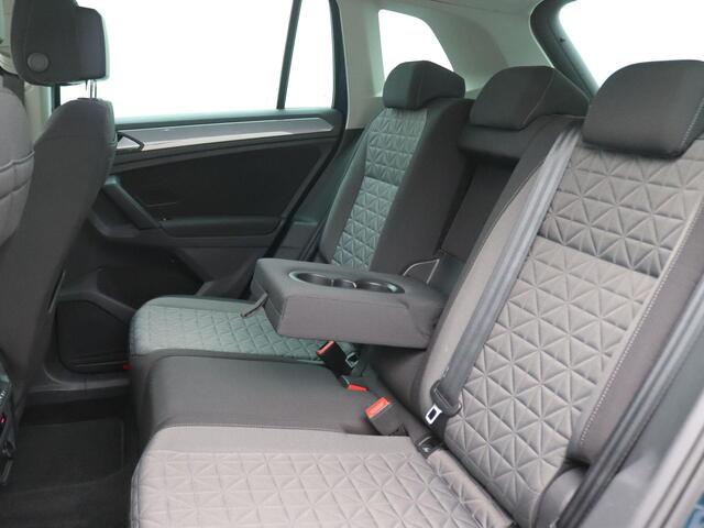 Volkswagen TIGUAN 1.5 TSI Life Business 150PK DSG Trekhaak, Achteruitrijcamera, Keyless, Navi, Adaptieve Cruise Control, Stoelverwarming, Elektr. Achterklep, 17" LM Velgen