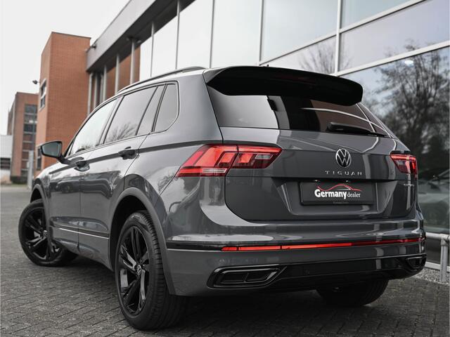 Volkswagen TIGUAN 1.4TSI 245pk eHybrid R-Line Business+ Dolphin Grey IQ-Light ACC Sfeerverlichting Tr.haak Winter Pack