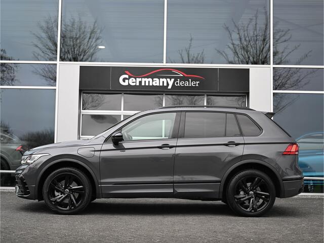 Volkswagen TIGUAN 1.4TSI 245pk eHybrid R-Line Business+ Dolphin Grey IQ-Light ACC Sfeerverlichting Tr.haak Winter Pack