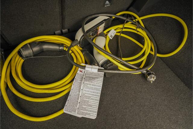 Volkswagen TIGUAN 1.4 TSI eHybrid R-Line Business+ Pano ACC Camera