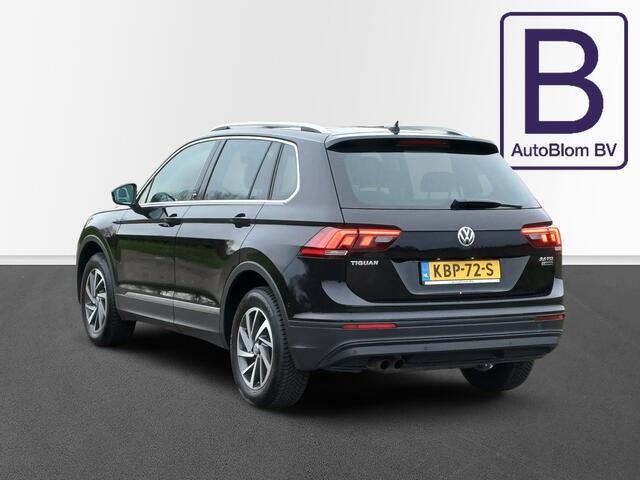 Volkswagen TIGUAN 2.0 TSI 4Motion Sound /Pano/Camera/DigiDash/Trekh/Carplay/Cruise/