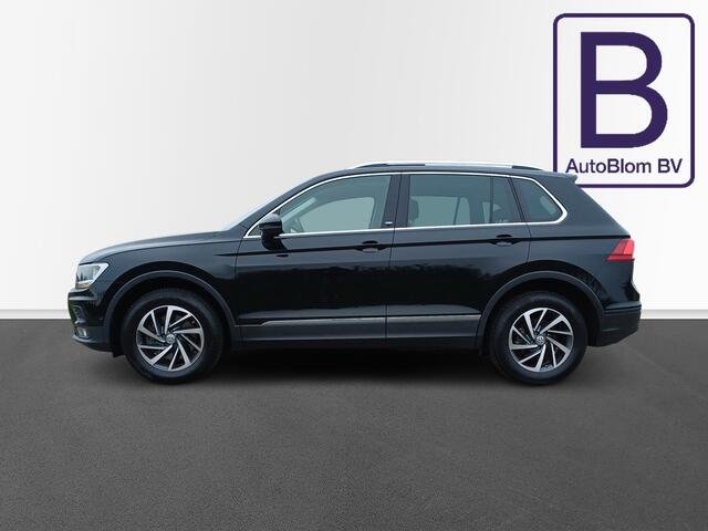 Volkswagen TIGUAN 2.0 TSI 4Motion Sound /Pano/Camera/DigiDash/Trekh/Carplay/Cruise/