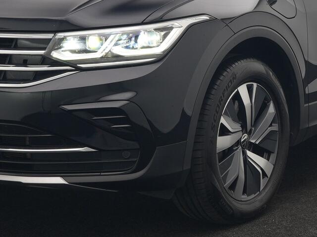 Volkswagen TIGUAN 1.4 TSI eHybrid Elegance PHEV 245pk Dealer O.H | Panodak | Adaptive Cruise | 360 Camera | IQ Light | Alcantara Comforstoelen Massage & Verwarmd | Keyless | Apple Carplay | IQ Drive | Navigatie | Virtual | DAB | 18"L.M |