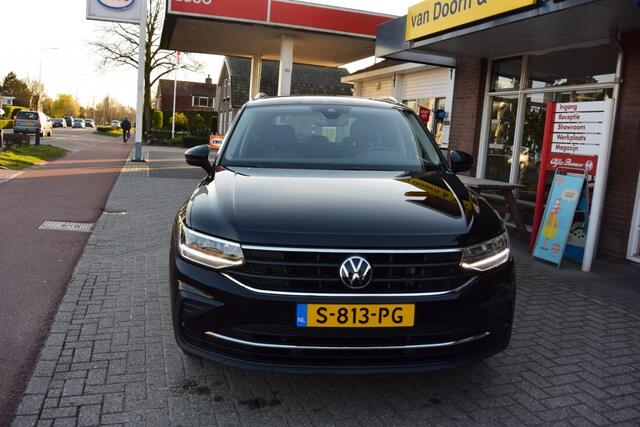 Volkswagen TIGUAN 1.5 TSI Life Business