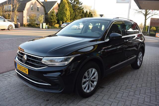 Volkswagen TIGUAN 1.5 TSI Life Business