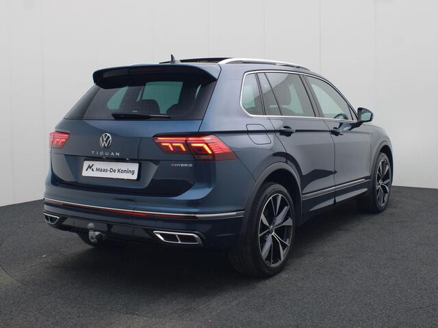 Volkswagen TIGUAN 1.4TSIeHybrid 180kW/245PK R-Line DSG · Leder · Panoramadak · Trekhaak · Stoelverwarming ·