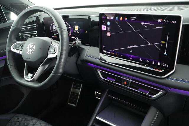 Volkswagen TIGUAN 1.5 204pk eHybrid R-Line Edition Black Style Camera Panoramadak Massage Stoelverwarming Keyless Virtual Cockpit Navigatie