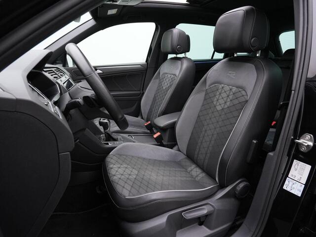Volkswagen TIGUAN 1.4 TSI eHybrid 245 pk DSG R-Line | Panoramadak | IQ Light | Stuur-/stoelverwarming | Achteruitrijcamera