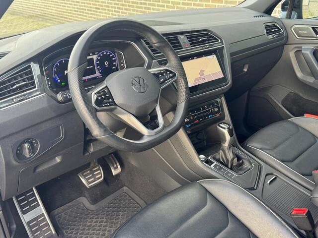 Volkswagen TIGUAN 1.5 TSI R-LINE DSG LEDER Panodak Trekhaak NL auto