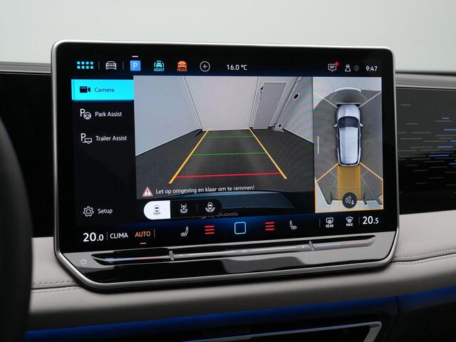 Volkswagen TIGUAN 1.5 eHybrid 204 pk Elegance | Panoramadak | Trekhaak | IQ Light | 360 Camera | Stuur-/stoelverwarming | Navigatie