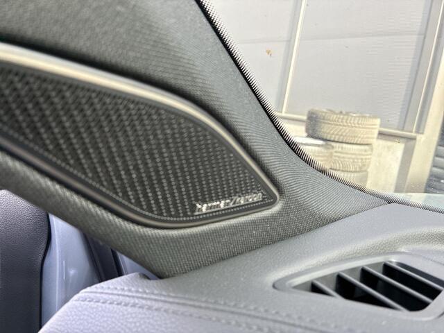 Volkswagen TIGUAN 1.5 272pk DSG eHybrid R-Line Edition · Panoramadak · Leder · Harman Kardon · 360 Camera · Wegklapbare Trekhaak · Stoelventilatie · Head-Up · Black Style · 20'' Inch · Garantie t/m 19-09-2029 of 100.000km