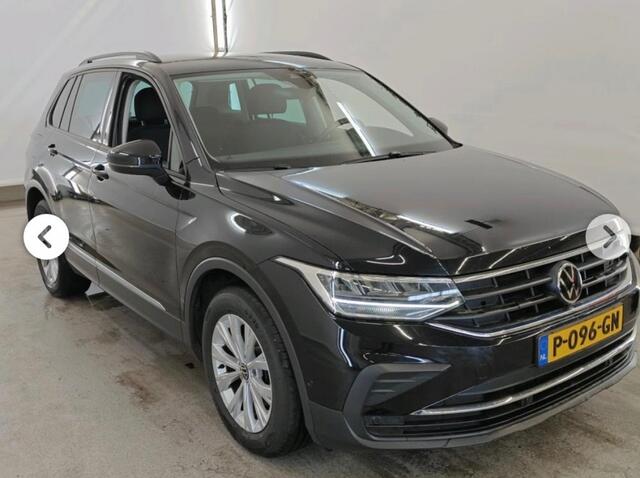 Volkswagen TIGUAN 1.5 TSI LIFE 150 PK AUTOMAAT AIRCO/ECC/WEGKLAPBARE TREKHAAK/STOELVERWARMING/ENZ.