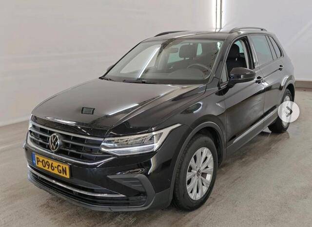 Volkswagen TIGUAN 1.5 TSI LIFE 150 PK AUTOMAAT AIRCO/ECC/WEGKLAPBARE TREKHAAK/STOELVERWARMING/ENZ.