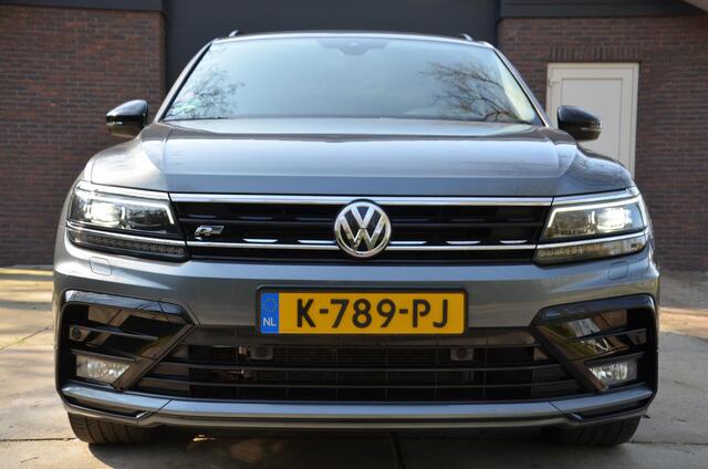 Volkswagen TIGUAN Allspace 1.5 TSI Highline Automaat/Navi/Pdc/Ecc/Led/Virtual dashboard/Achteruitrijcamera/Panoramadak/Cr-Controle/19-Inch Lmv/Stoelverwarming/Dynaudio/Apple Carplay/Android Auto