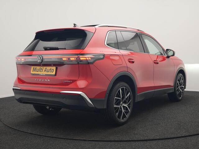 Volkswagen TIGUAN 1.5 eHybrid Elegance 204pk Plug In Hybrid | Panodak | Trekhaak af Fabriek | Adaptive Cruise | Head Up | 360 Camera | Alcantara Sportstoelen Massage | 20"L.M | IQ Light | Keyless |