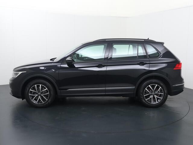 Volkswagen TIGUAN 1.4 TSI eHybrid Life | 245 PK | SoH 86% | Automaat | Climate Control | Adpative cruise control | Apple Carplay/Android Auto |