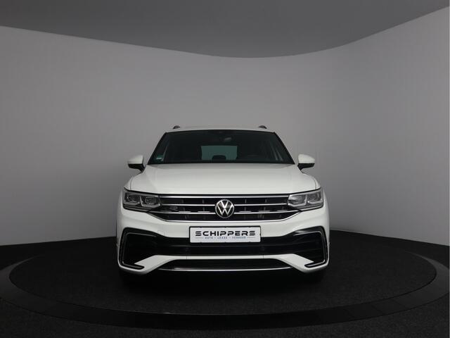 Volkswagen TIGUAN 1.4 TSI eHybrid R-Line Business | glazen panoramadak | Trekhaak elektrisch wegklapbaar