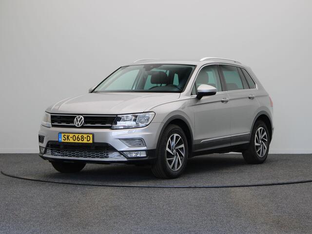 Volkswagen TIGUAN 1.4 TSI Comfortline Business | Climate control | Stoelverwarming | Trekhaak elektrisch uitklapbaar | Navigatie | PDC voor en achter |