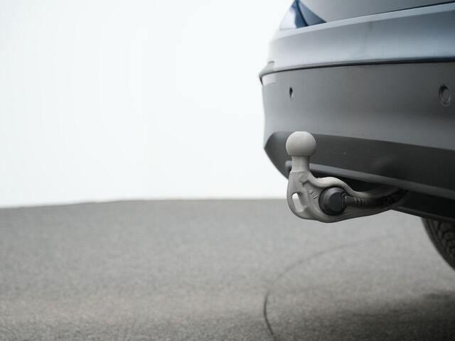 Volkswagen TIGUAN 1.5 eHybrid 204 pk Life | Panoramadak | Trekhaak | Adaptief onderstel | Head-up display | 360 Camera | Stuur-/achterbankverwarming