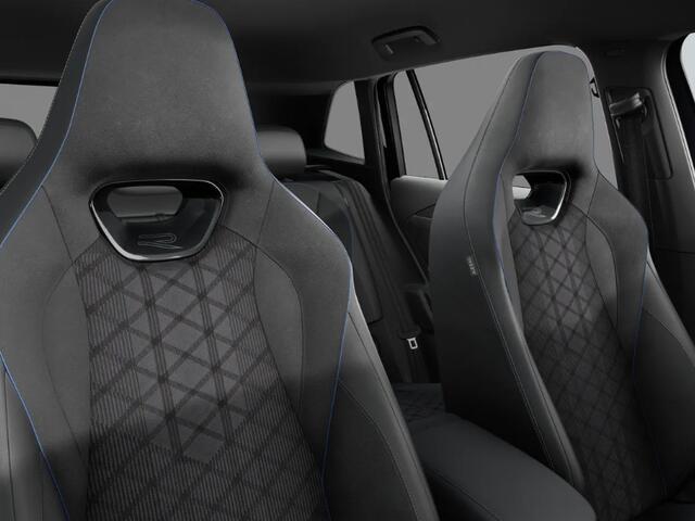 Volkswagen TIGUAN R-Line Edition 1.5 eHybrid 204 PK 6 versn. DSG · Black Style Pakket · Panoramaschuif-kanteldak · Trekhaak inklapbaar, met elektrische ontgrendeling, incl. aanhangermanoeuvreerhulp Trailer Assist ·