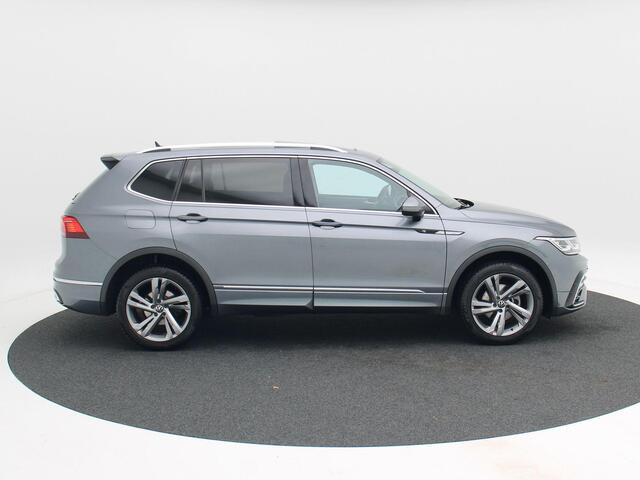Volkswagen TIGUAN Allspace 1.5 TSi 150 Pk Automaat R-Line Business+ 7 Pers | Panorama Dak | Stoel/Stuur Verwarming | Camera | Adaptive Cruise | Full LED | 19 Inch 84.135 Km !!