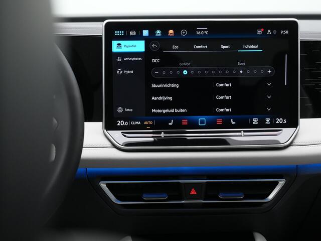 Volkswagen TIGUAN 1.5 eHybrid 204 pk DSG Elegance | Panoramadak | Trekhaak | Adaptief onderstel | 360 Camera | IQ Light | Stuur-/stoelverwarming