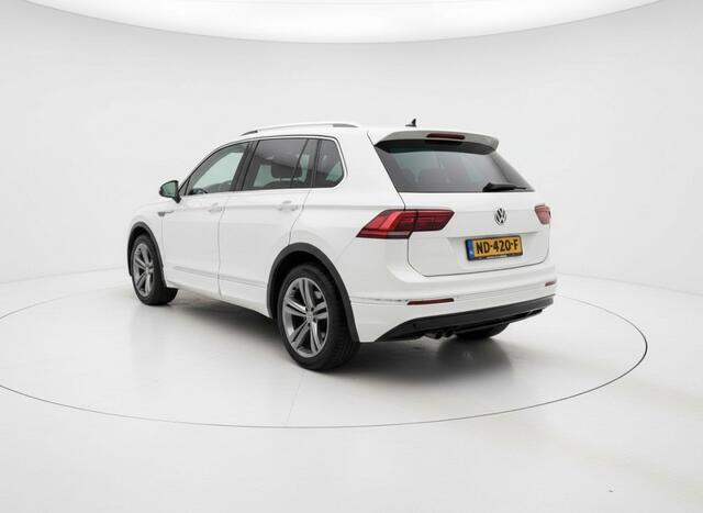 Volkswagen TIGUAN 1.4 TSI CONNECTED SERIES. NAVI, CRUISE, LANE ASSIST
