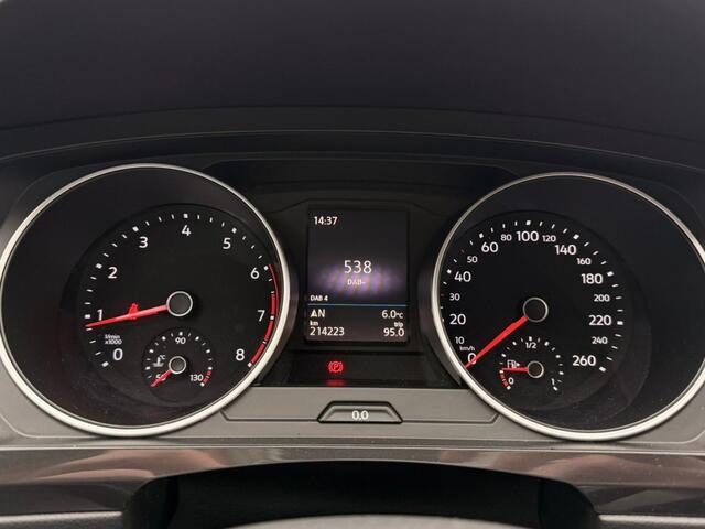 Volkswagen TIGUAN 1.4 TSI CONNECTED SERIES. NAVI, CRUISE, LANE ASSIST